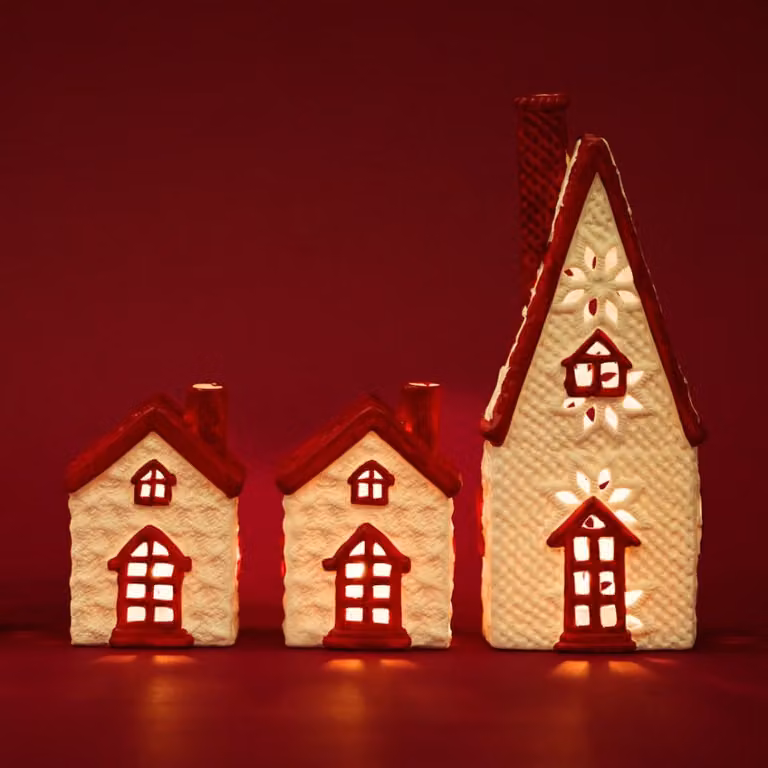 Figura decorativa de chalet navideño Sia Deco en cerámica y gres, colores rojo y blanco, Altura: 12 cm