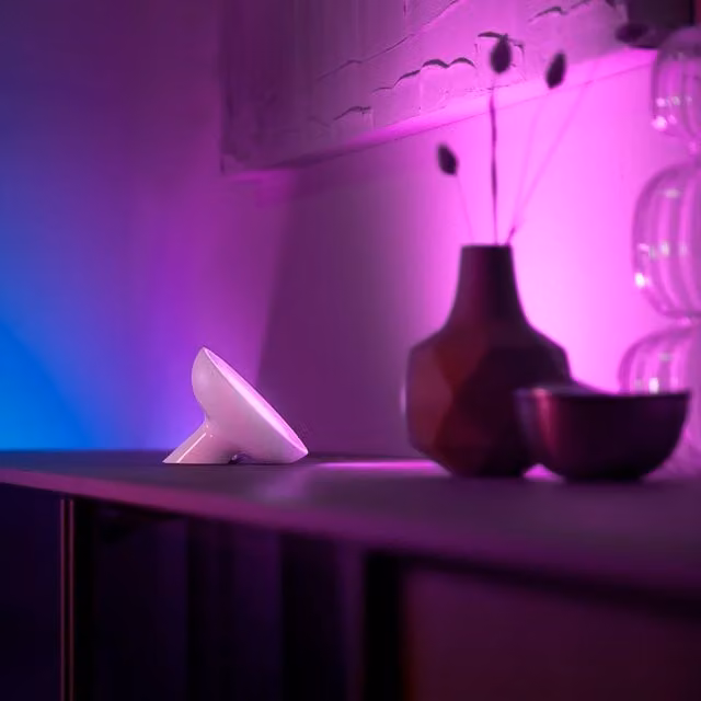 Lámpara de mesa LED Philips Hue Bloom multicolor con intensidad regulable en color blanco