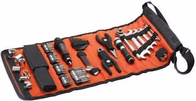 Juego de herramientas mecánicas Black+Decker en color negro A7144-xj