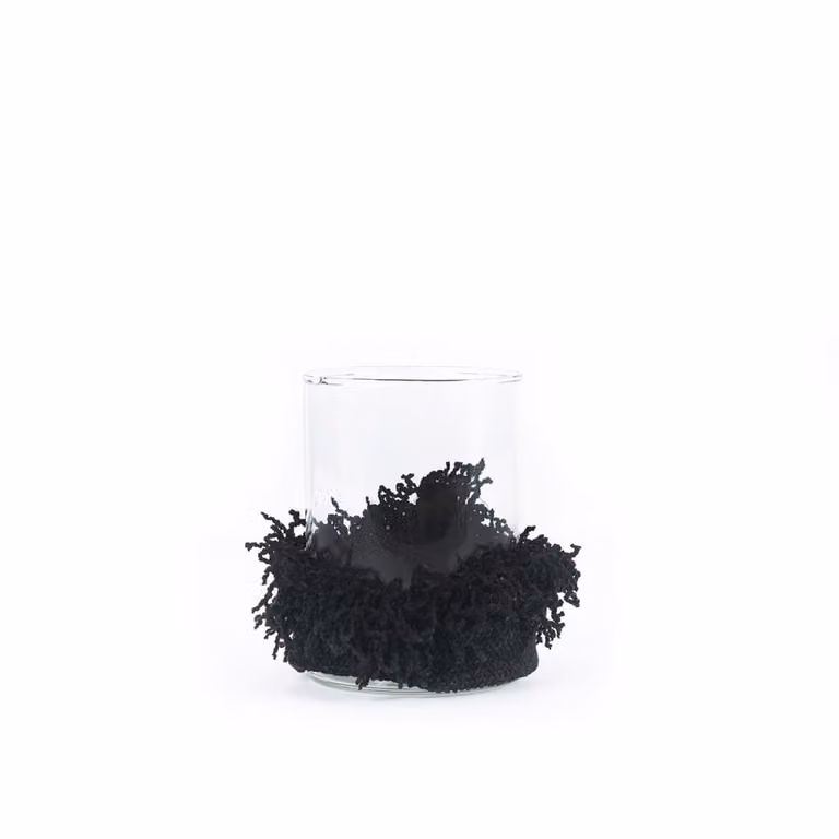 Portavelas de terciopelo negro Bazar Bizar An/P/Al: 8 x 8 x 11 cm