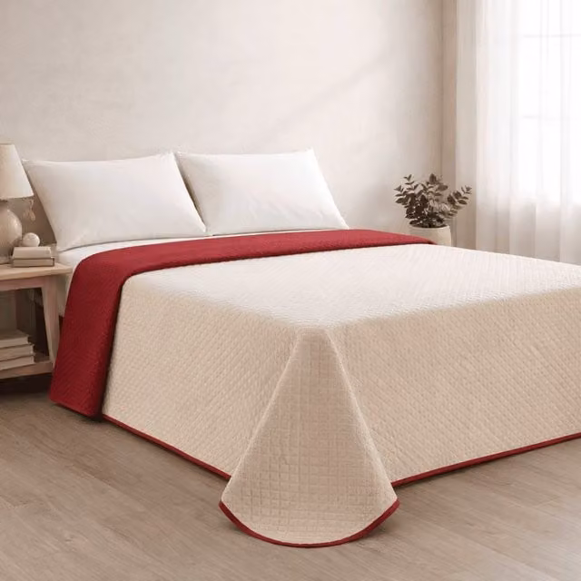 Colcha reversible acolchada Donegal Collections en beige y rojo para cama de 280 x 280 cm