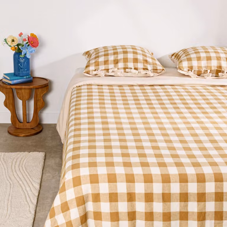 Juego de cama de algodón y lino Aprila con estampado vichy en color beige para adultos