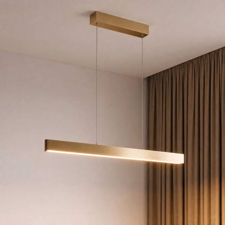 Lámpara colgante inteligente Mylosh de Lucande en color latón y oro, diseño moderno con LED atenuable para salón o comedor
