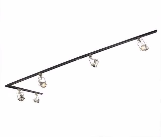 Sistema de riel industrial Qazqa con 5 focos ajustables en color negro y acabado en acero, compatible con LED de hasta 50W por foco