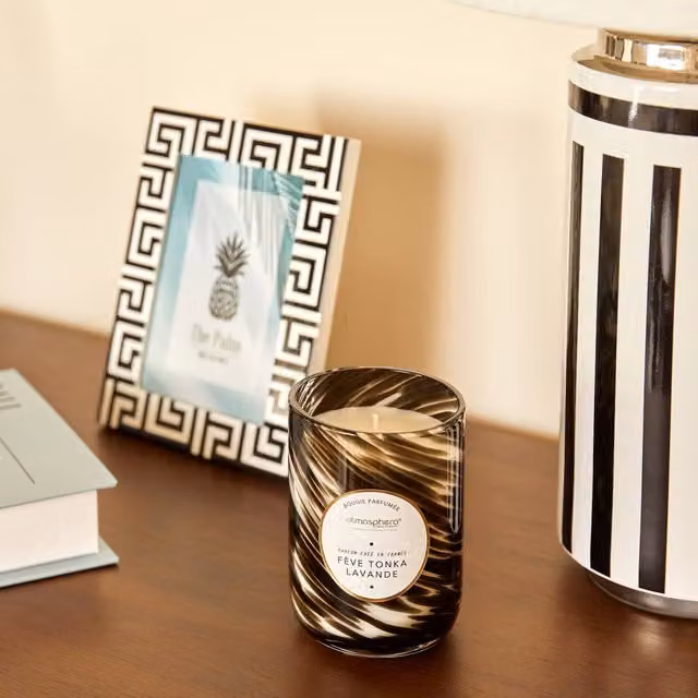 Vela perfumada ondulada de lavanda y haba tonka Atmosphera de 275 g