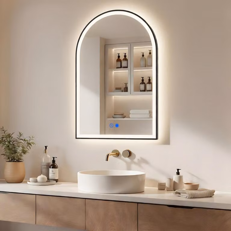 Espejo de baño LED Artforma con diseño arqueado y sensor táctil, color negro, An/Al: 70 x 100 cm