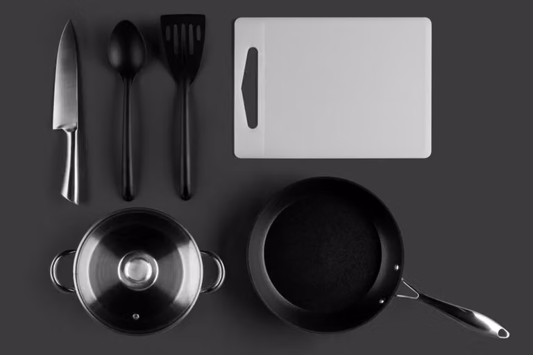 Kit de inicio básico de 6 piezas de acero inoxidable Maku con cazo, tapa y sartén