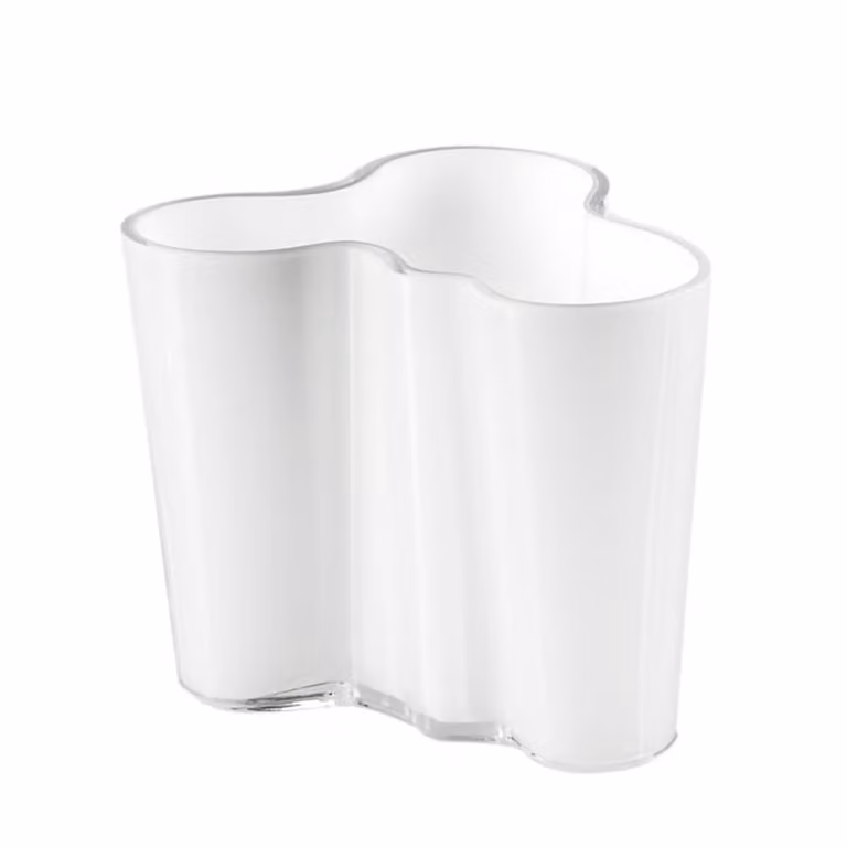 Jarrón Alvar Aalto de Iittala en color blanco de vidrio