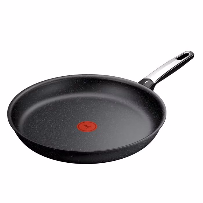 Sartén Tefal Expertise+ con revestimiento antiadherente cerámico de 32 cm en color negro compatible con inducción