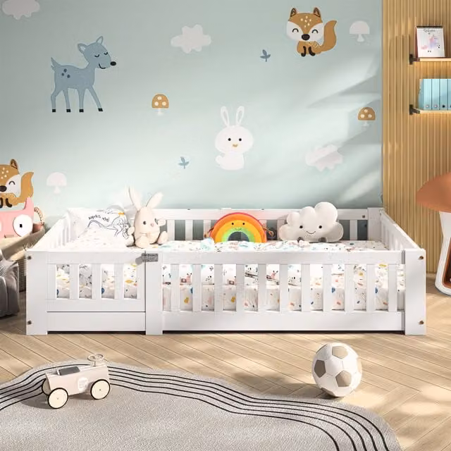 Cama infantil evolutiva DREAMMESPACE de pino macizo blanco con barandilla y somier de láminas, diseño escandinavo, An/P/Al: 90 x 190 x 41.5 cm