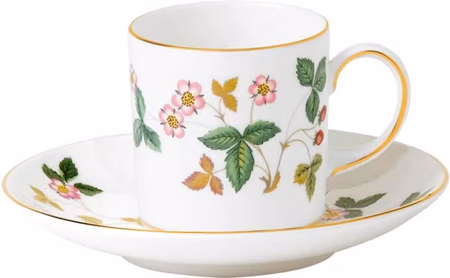 Taza de café con plato Wedgwood Wild Strawberry en porcelana blanca, multicolor y detalles dorados con diseño floral
