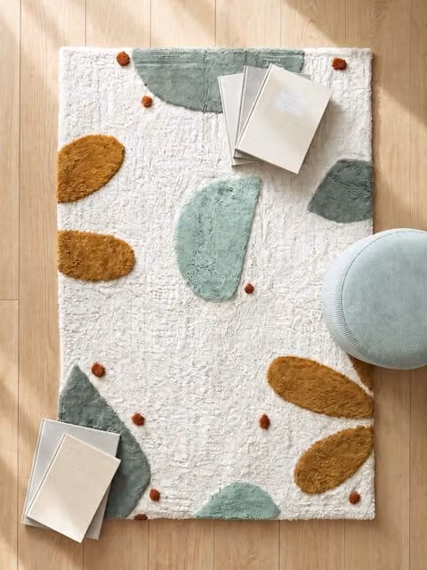 Alfombra infantil Tropic multicolor de Kenay Home con diseño abstracto de algodón para habitación infantil