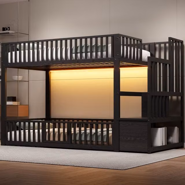 Litera de HAUSS SPOLE para niños en color negro con iluminación LED, escalera con almacenamiento y barandillas de seguridad, fabricada en metal y MDF, An/P/Al: 90 x 200 x 164,6 cm