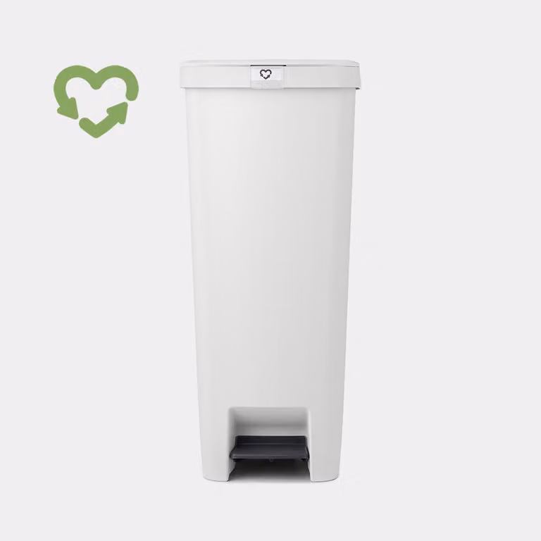 Cubo de basura Brabantia Treteimer StepUp de 40 litros con pedal y cierre suave en color gris claro