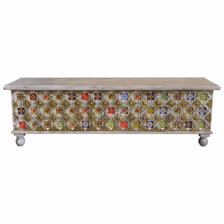 Baúl decorativo Wanderlust deco de madera de mango y metal en marrón, gris y multicolor, estilo boho geométrico, An/P/Al: 146 x 40 x 45 cm