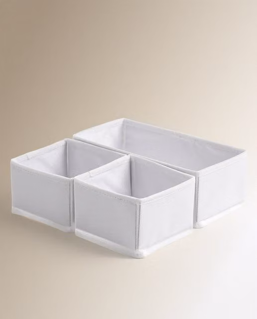 Set de 3 cajas organizadoras textiles con divisor El Corte Inglés en color blanco y diseño plegable