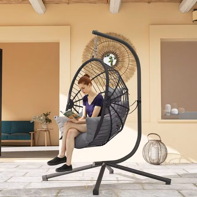 Silla colgante de exterior Outsunny con cojín, diseño de huevo moderno en color gris, An/P/Al: 120 x 106 x 188 cm