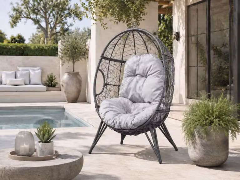 Sillón huevo Concept Usine con soporte de acero y efecto ratán gris para exterior o interior con cojines incluidos An/P/Al: 155 x 95 x 82 cm