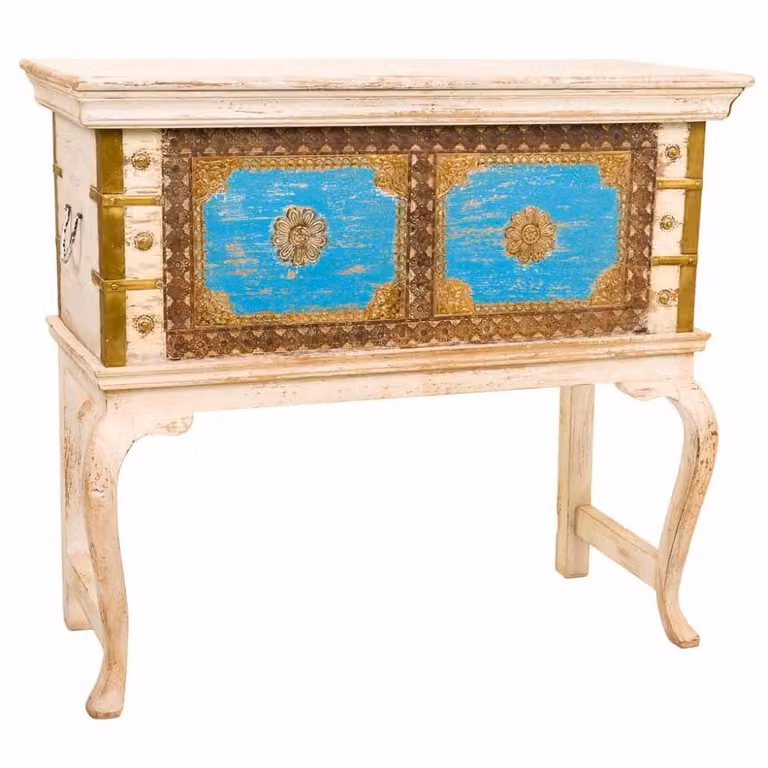 Baúl alto de madera de mango Wanderlust deco con diseño floral étnico multicolor en azul y dorado, An/P/Al: 90 x 40 x 80 cm