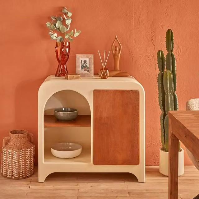 Aparador Siena beige de madera de mango con 1 puerta y 4 niveles de Atmosphera, Altura: 85 cm