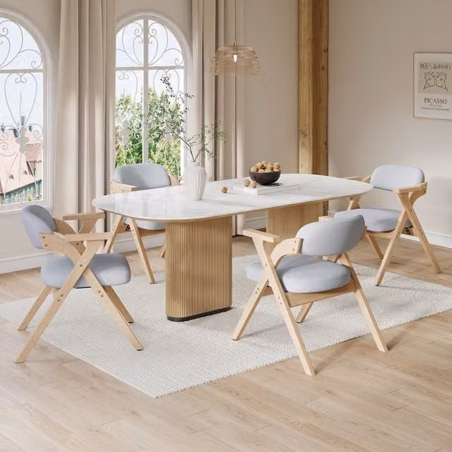 Juego de 4 sillas plegables MODFU con reposabrazos, estructura de madera maciza y asiento de lino en color gris