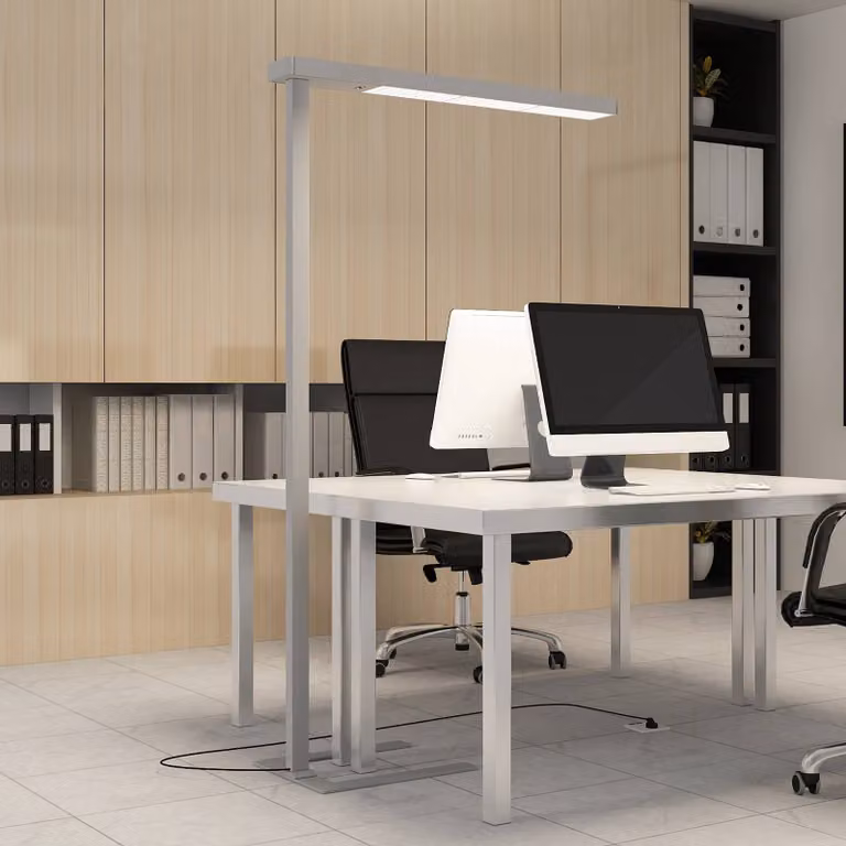 Lámpara de pie LED Arcchio de aluminio gris con regulación de intensidad y diseño moderno para hogar u oficina