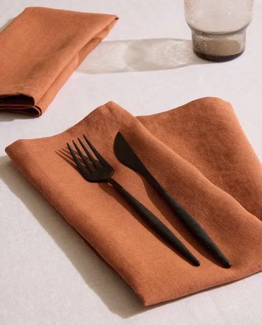 Set de 2 servilletas de lino lisas Room de El Corte Inglés