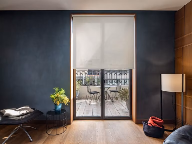 Estor enrollable semi transparente Easydeco color beige An/Al: 150 x 250 cm
