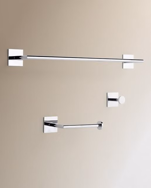 Accesorios de baño adhesivos de metal color plata Colección Siros de El Corte Inglés