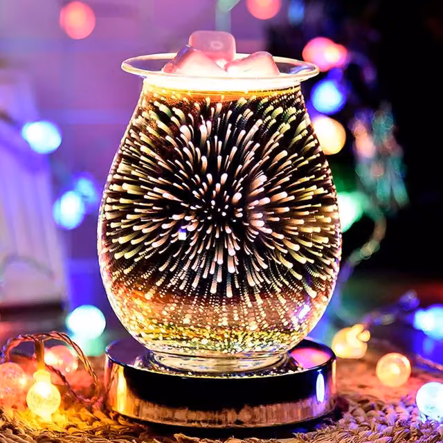 Lámpara de aromaterapia y difusor de aceite Neptune con diseño 3D, control táctil y luz nocturna cálida en color plata y multicolor