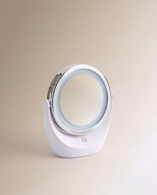 Espejo cosmético de aumento con luz LED Neri de El Corte Inglés en color blanco