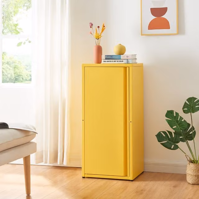 Armario de oficina Burlöv de en.casa en acero amarillo con estantes regulables y una puerta, An/P/Al: 88 x 40 x 35 cm