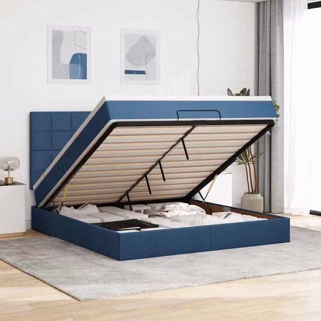 Estructura de cama otomana Maison Exclusive con colchón de muelles en tela azul y blanca, An/P/Al: 180 x 200 x 28 cm