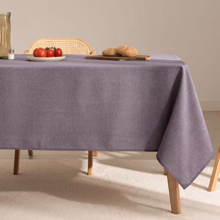 Mantel liso antimanchas y repelente al agua color malva An/P: 140 x 300 cm