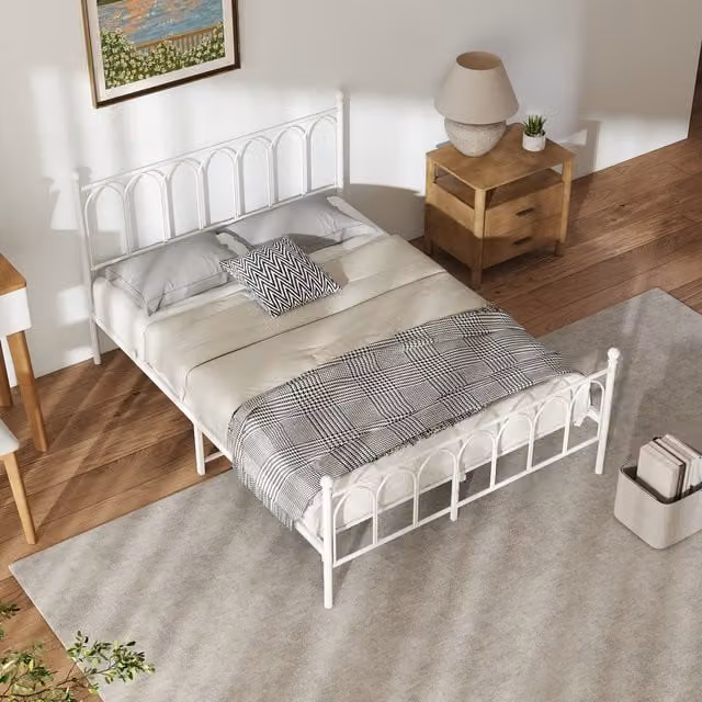 Cama doble Redom de metal con cabecero y diseño antideslizante en color blanco, An/P/Al: 140 x 200 x 102,5 cm (sin colchón)