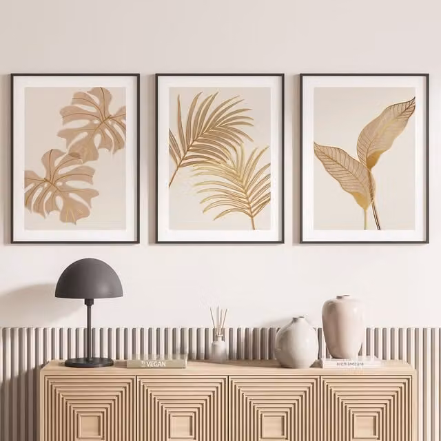 Lote de 3 pósteres decorativos de papel Lumalea con diseño floral botánico y abstracto en colores negro, blanco y beige, formato rectangular de 70 x 70 cm