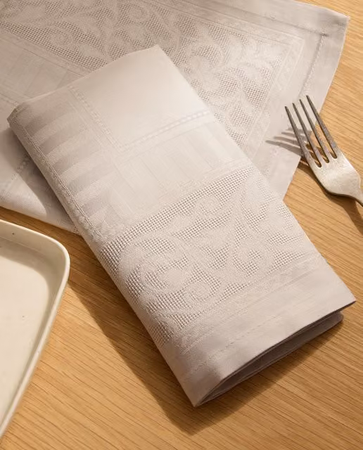 Set de 2 servilletas de algodón Versalles con diseño floral de El Corte Inglés en color gris