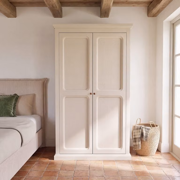 Armario de 2 puertas Maisons du Monde en color blanco y bronce con perchero y baldas internas, Ancho: 110 cm