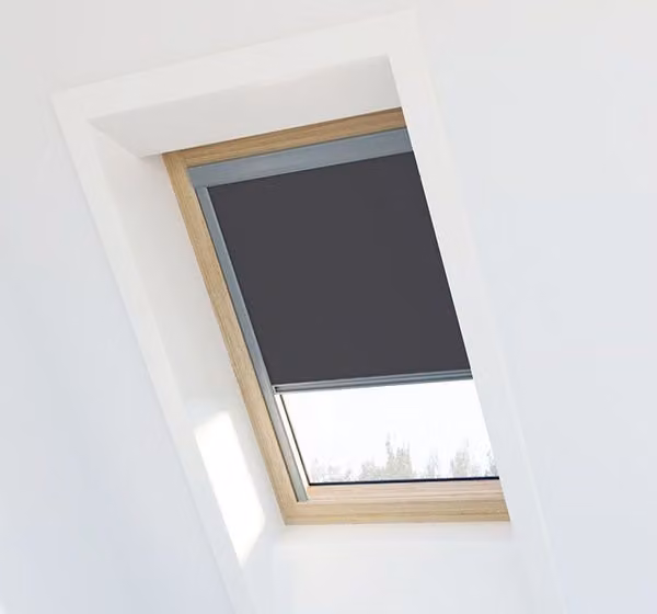 Estor opaco térmico Avosdim compatible con Velux 606 O S06 O 4 en color gris antracita