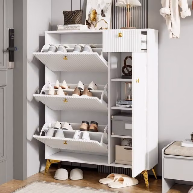 Zapatero Blanco SOLKVUNZA con 3 Compartimentos Abatibles y 1 Puerta para Botas, Diseño Moderno y Tiradores Metálicos, An/P/Al: 90 x 25 x 121 cm