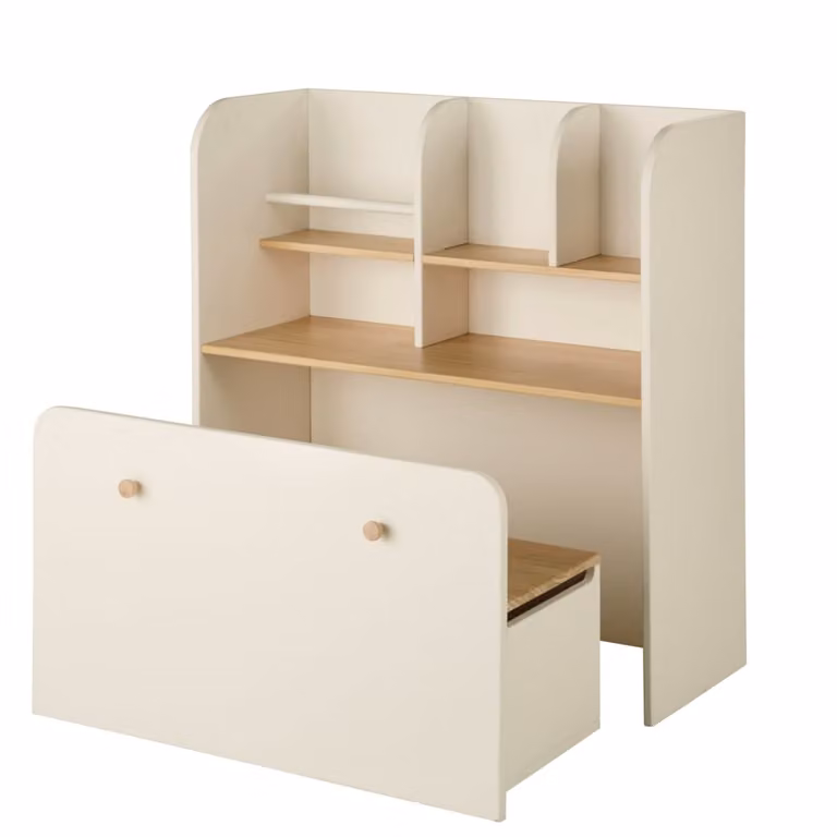 Escritorio de escritura infantil Maison du Monde en madera de pino blanca con diseño minimalista y bordes redondeados
