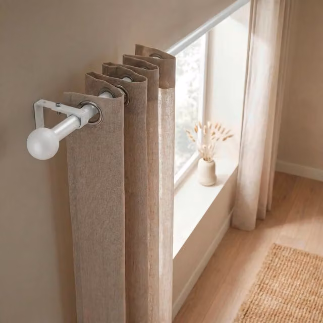 Kit de barra de cortina extensible Emmebi Air Round de aluminio en blanco mate de 120-210 cm con 19 mm de diámetro