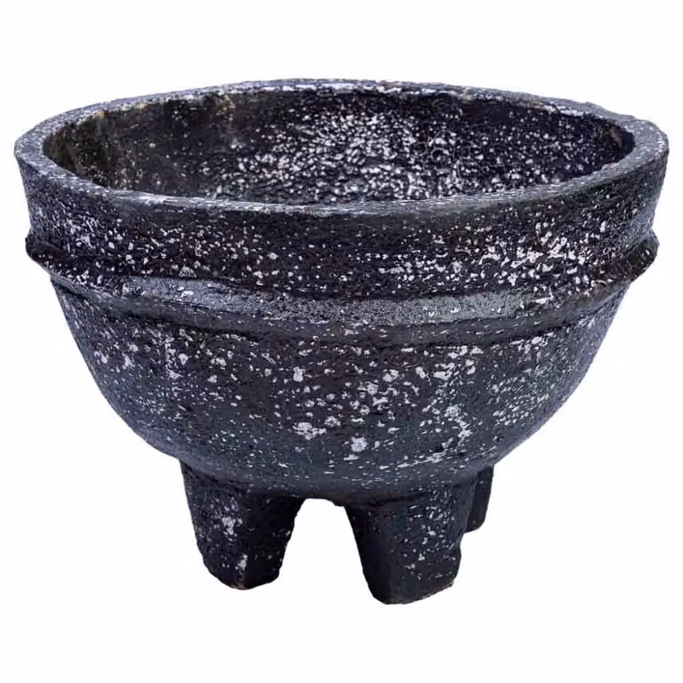 Centro de mesa Wanderlust deco tipo bowl redondo de estilo rústico y diseño abstracto en color negro, An/P/Al: 36 x 36 x 25 cm