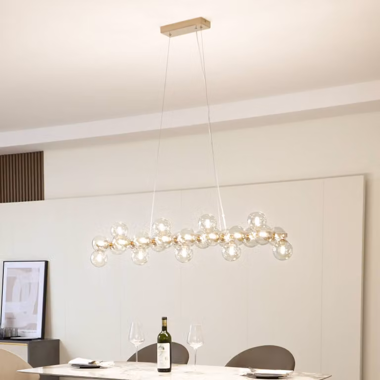 Lámpara colgante de cristal Naelen de Lucande en color oro y latón, atenuable, ideal para salón o comedor