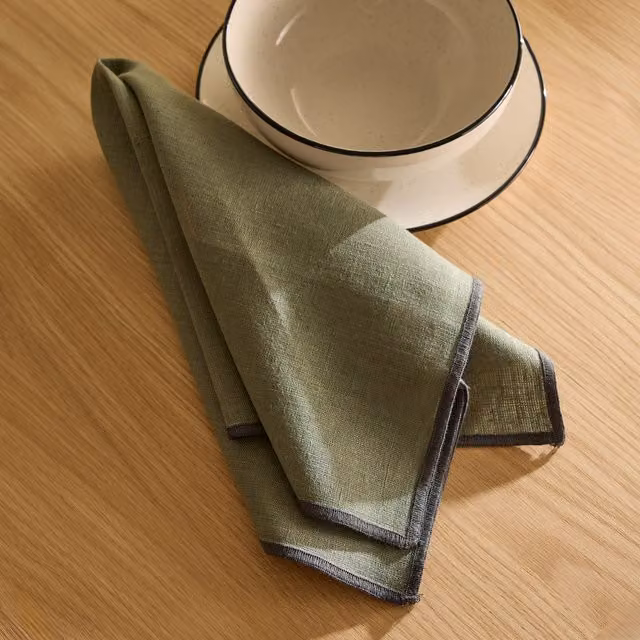 Set de 2 servilletas de lino Room en color verde para adultos