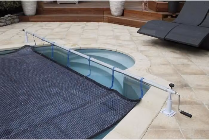 Enrollador para cubierta de piscina Xtra Ubbink en aluminio color plata y blanco