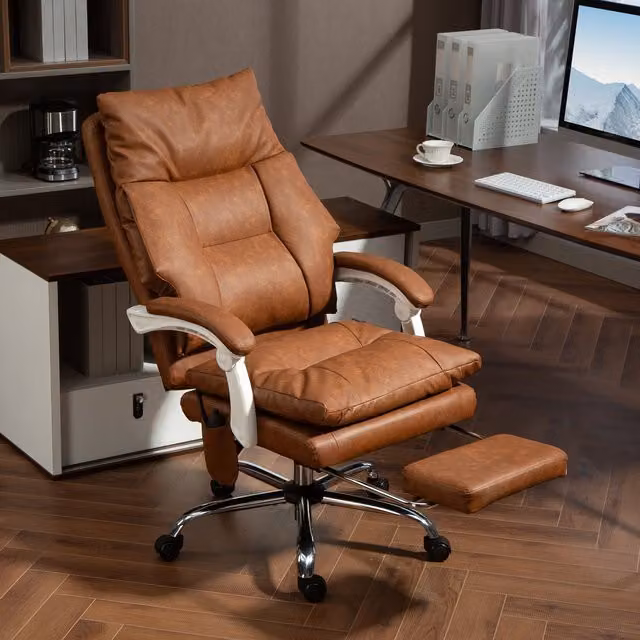 Silla de escritorio ejecutiva Homcom en color marrón con reposacabezas y apoyabrazos An/P/Al: 65 x 76 x 121 cm