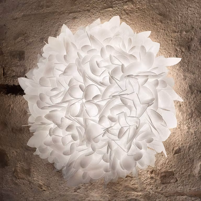 Lámpara de pared Slamp Veli de diseño en color blanco con regulador de intensidad y acabado en plástico para salón o comedor