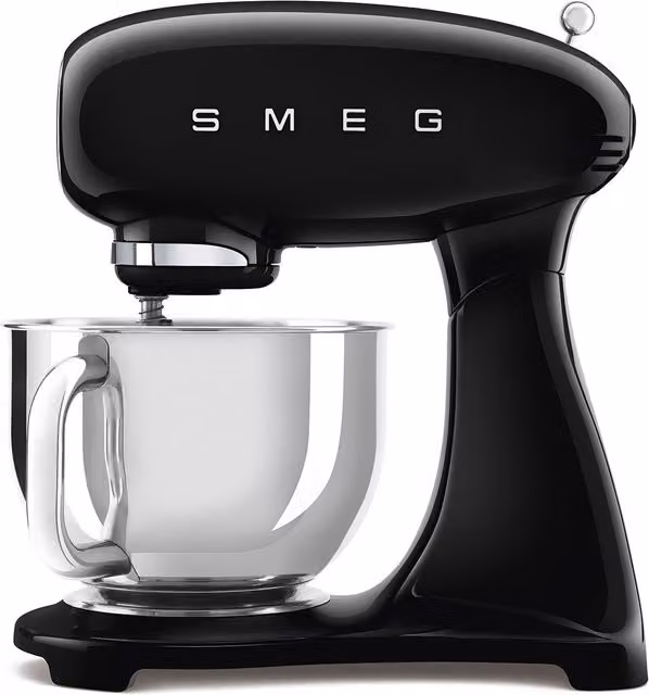 Robot de cocina Smeg en color negro y acero inoxidable