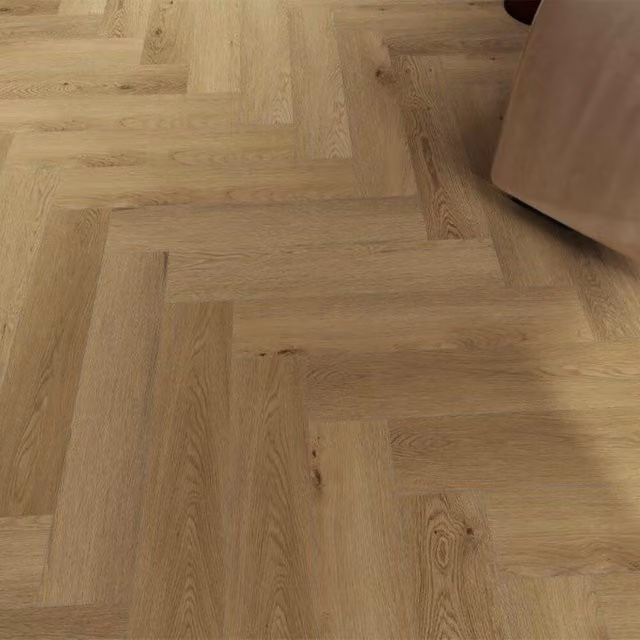 Suelo vinílico clic Home Deluxe ELORA con sonido de impacto, efecto madera roble y diseño espiga, color marrón, 5 m²